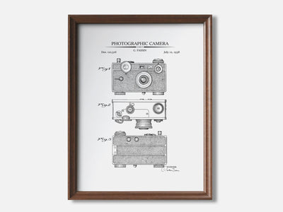 Vintage Camera Patent Print mockup - A_t10016.2-V1-PC_F+WA-SS_1-PS_5x7-C_whi variant